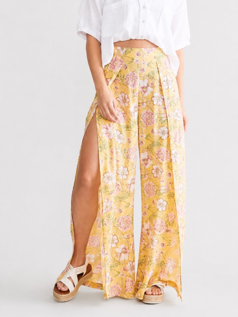 Billabong NWT Split Spirit Wrap Pants Medium Yellow Floral Wide Leg Boho Resort